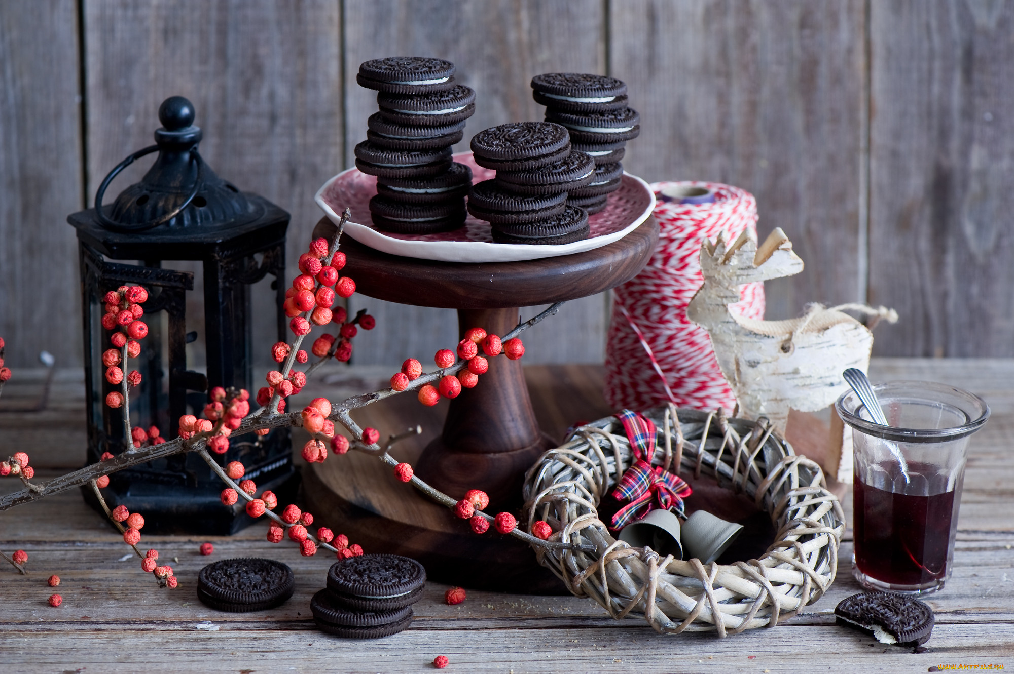 , ,  ,  , , , biscuits, , ornaments, berries